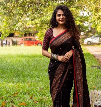 Women's Jute Black Silk Saree with Blouse Piece - Image 6