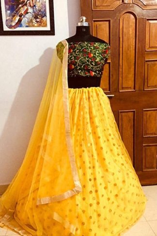 Women's net Lehenga with Yellow dot Pattern Choli (Free Size)